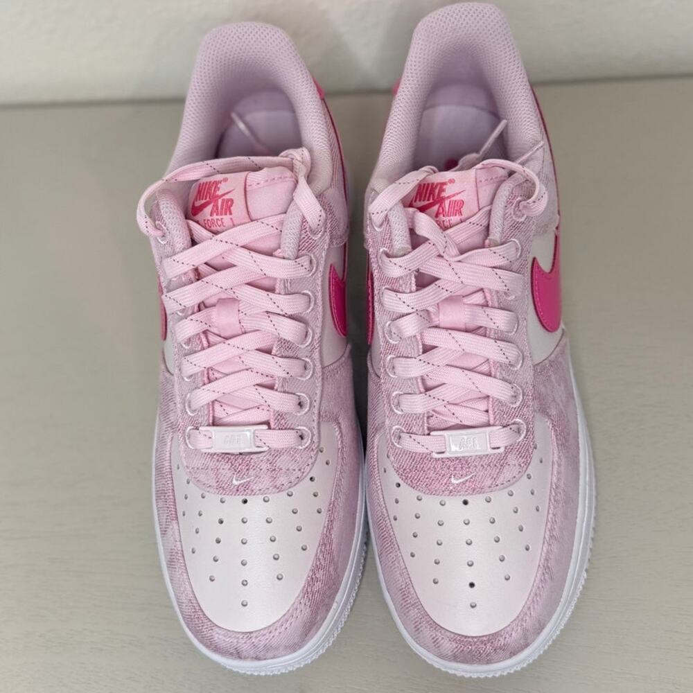 Nike Air Force 1 Low '07  Pink Denim Women's Size 9 -  New in Box - Picture 4 of 7